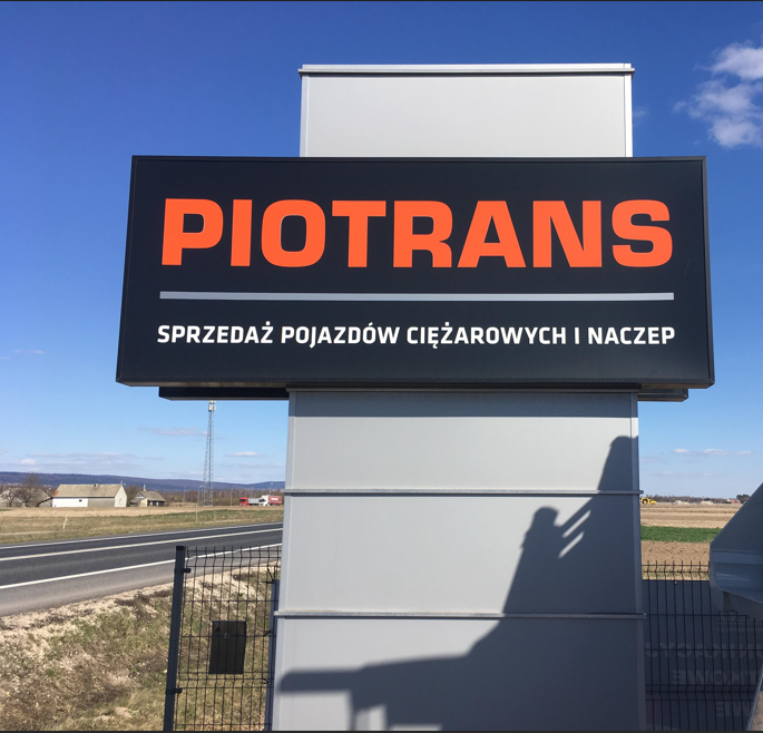 KASETONY, LITERY PRZESTRZENNE, PYLONY